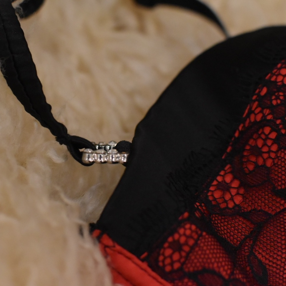Bra N Things Red “satin indulgence” corset 10D - Picture 3 of 6